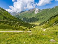 Herrlicher Ausblick zurück zur Weißen Wand vom oberen Knuttental - Klammljoch Wanderung
